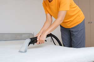 Professionel Rensning af senge madras
